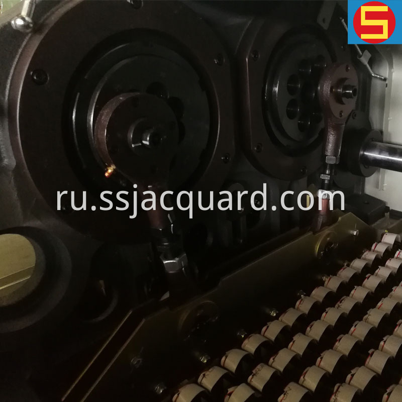 The Crank Direct Drive Mechanism Of Jacquard Rapier Loom Machine